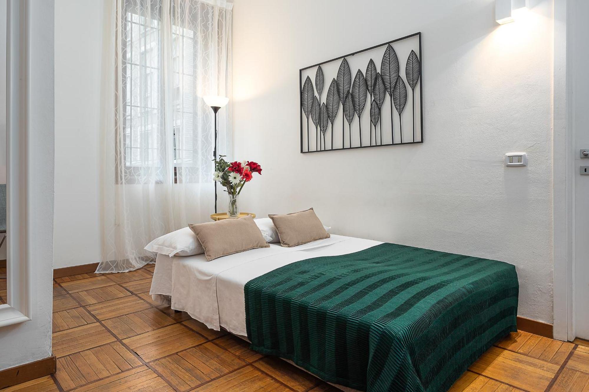 Classbnb - Two Apartments 400 Meters From The Duomo ميلان المظهر الخارجي الصورة